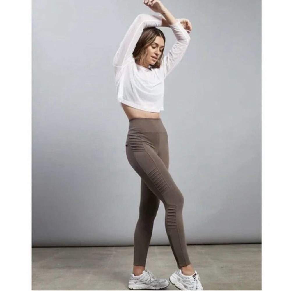 Athleta Delaney High Rise Moto Tight in Taupe Brown Size Small Ankle Length